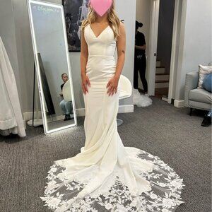 NWT Wedding Dress Size 6